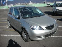 Mazda Demio 2004